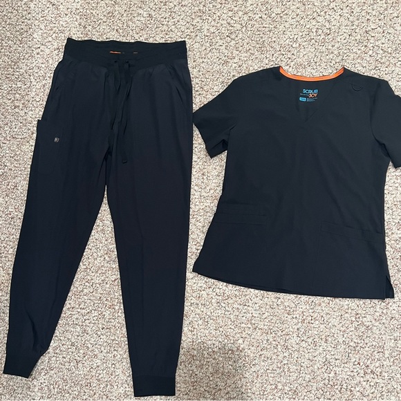 Joy Scrubs. Jogger bottoms. 3 pocket scrub top. Both size small - Picture 1 of 4